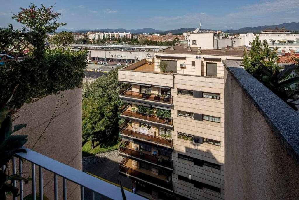 Atico Con Gran Terraza En El Corazon De Girona Leilighet Eksteriør bilde